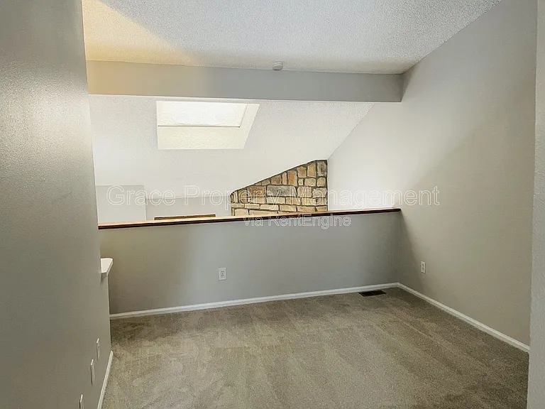 453 S Kittredge St #A — Photo 10