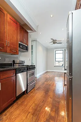 Rented by REAL New York | media 3