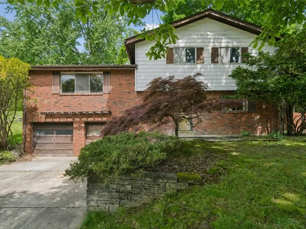 285 Tara Dr, Pittsburgh, PA 15236
