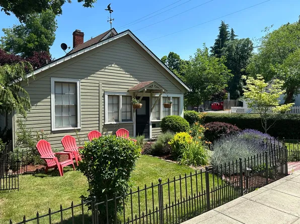 160 W C St, Jacksonville, OR