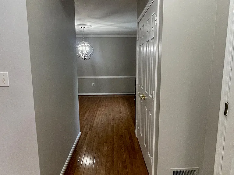 9025 Streamview Ln — Photo 66