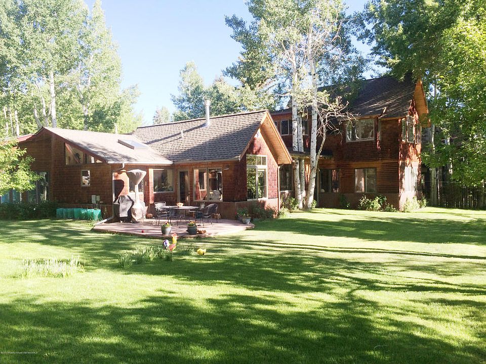 1st image of 1230 Snowbunny Ln