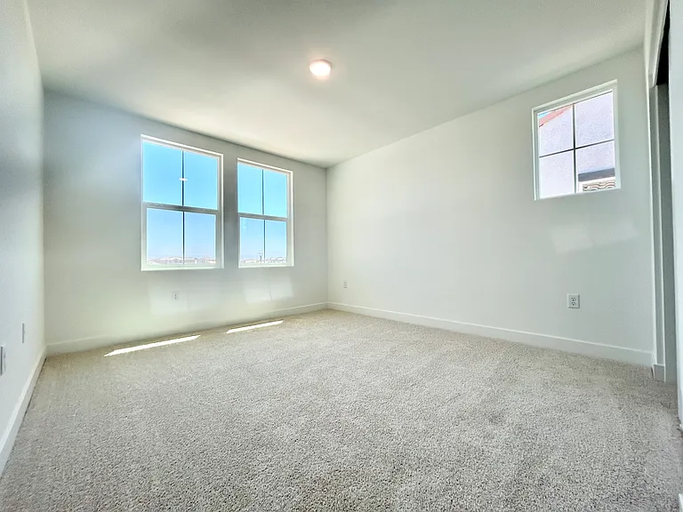 339 Glass Beach Dr — Photo 15