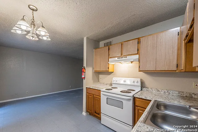 1634 W Woodlawn Ave #5 — Photo 5