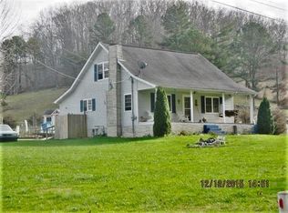 557 Damron Br, Grayson, KY 41143