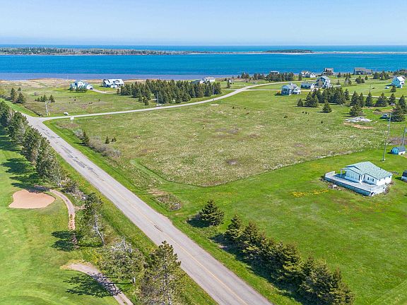 2nd image of New Seabury Rd Lot 61