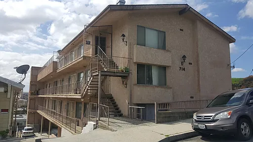 714 Lookout Dr #8 Photo 1