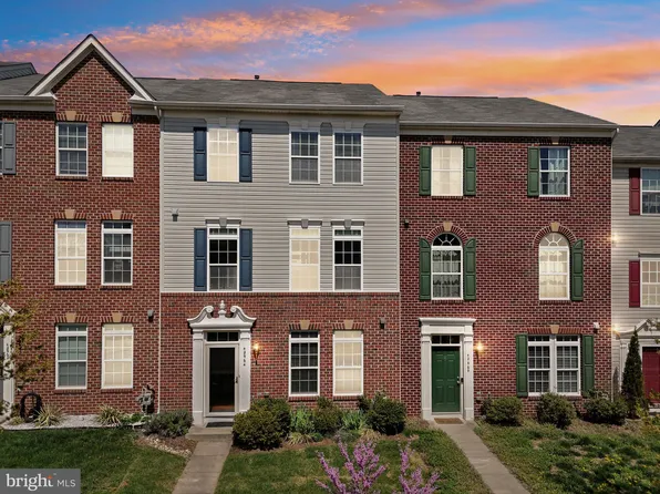 42964 Spyder Pl, Chantilly, VA 20152