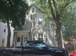 566-568 E 7th St, South Boston, MA 02127