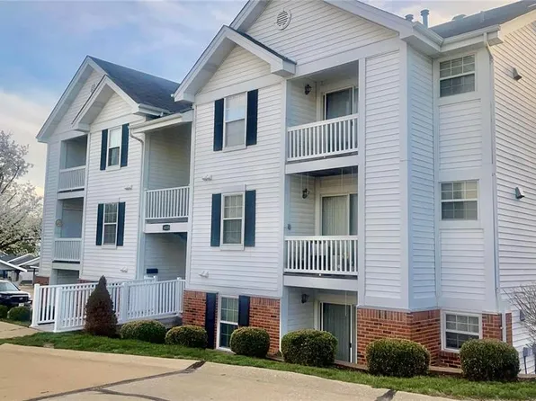 16535 Victoria Crossing Dr Unit B, Grover, MO 63040