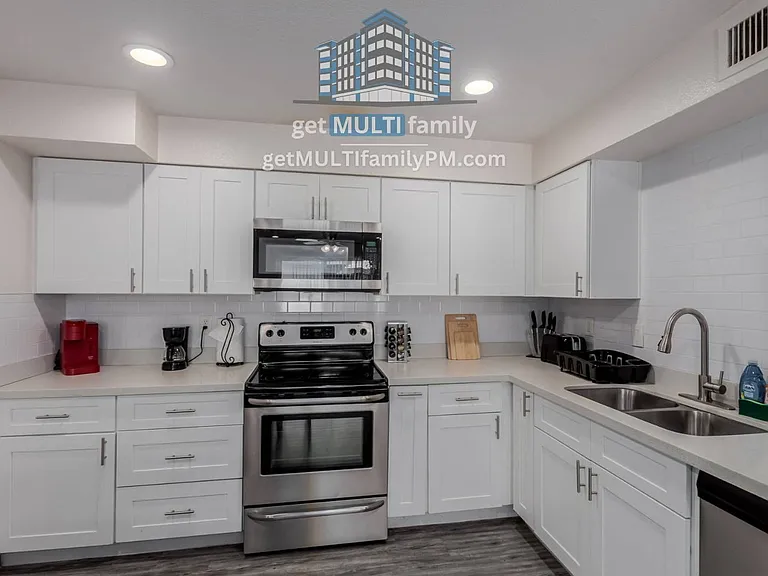 515 W Pebble Beach Dr #515 — Photo 1