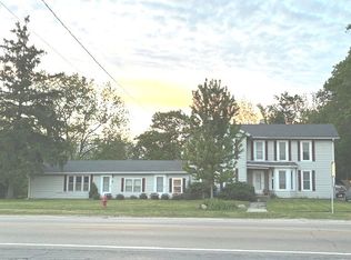 722/724 W Grant Hwy, Marengo, IL 60152