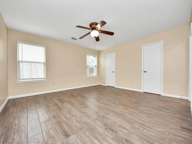 3815 Pebble Garden Ln — Photo 29