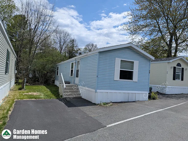 15 Krista Ln — Photo 8