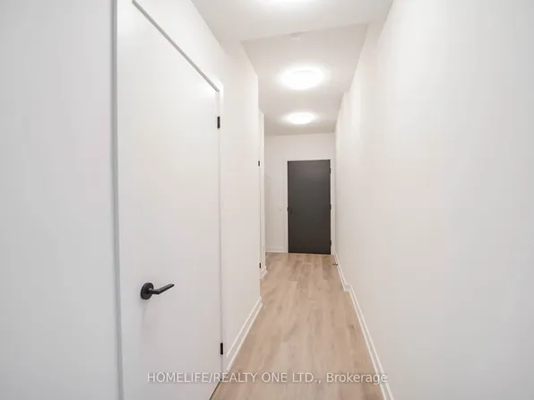 117 Broadway Ave #1111, Toronto, ON M4P 1V2