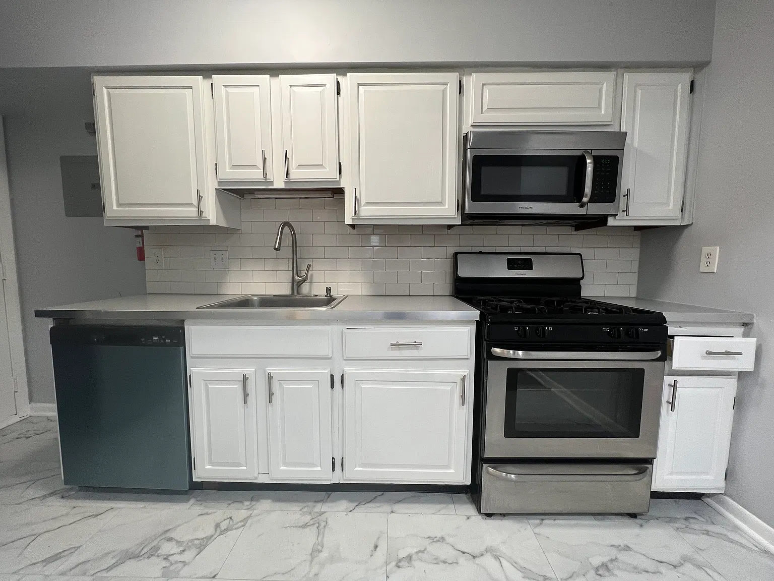 1 bed, 750 sqft, $1,100 — Photo 4