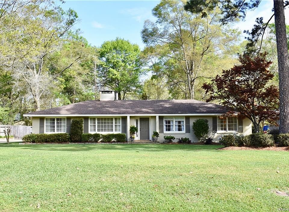 1st image of 2427 Hawthorn Dr
