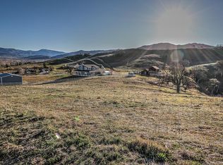 24319 Hemlock Ave, Tehachapi, CA 93561