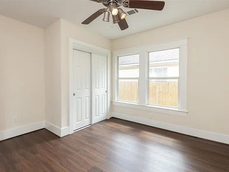 3406 Michigan St — Photo 18