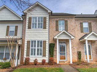 11 Abelia Ct, Greensboro, NC 27455
