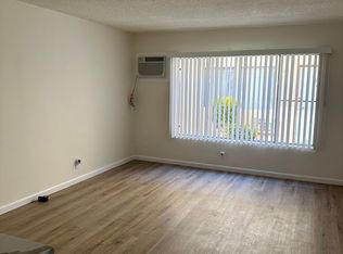 15524 Nordhoff St #S31, North Hills, CA 91343