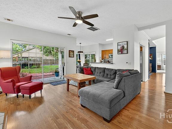 5th image of 18 Angel Oaks Drive