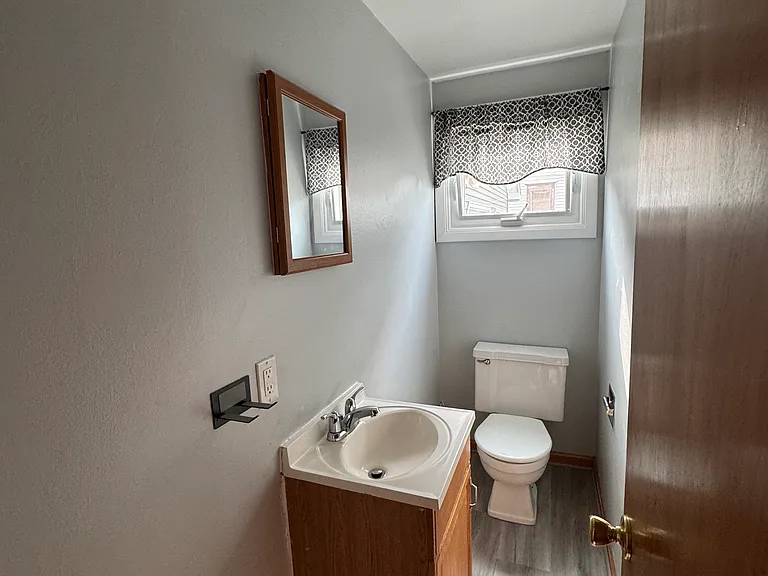 95 Labelle Ave — Photo 6
