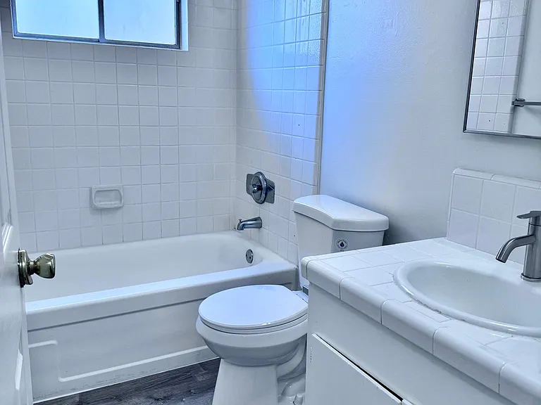 2830 Malabar Ave #2 — Photo 8