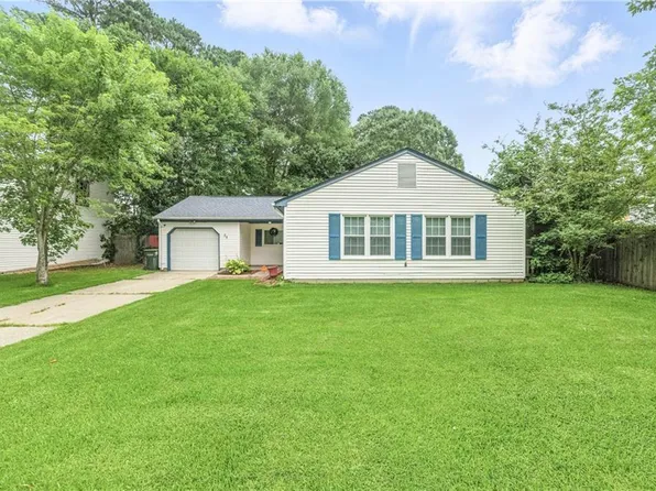 75 Sanlun Lakes Dr, Hampton, VA 23666