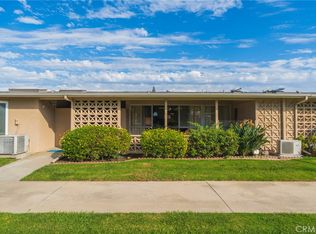 1681 Tam Oshanter Rd #10J-M12, Seal Beach, CA 90740