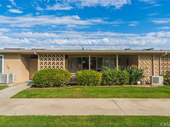 1681 Tam Oshanter Rd #10J-M12, Seal Beach, CA 90740