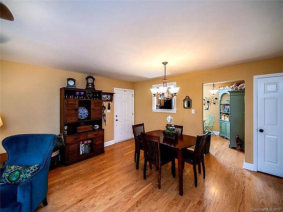 5th image of 1821 Fairlawn Ct #1821