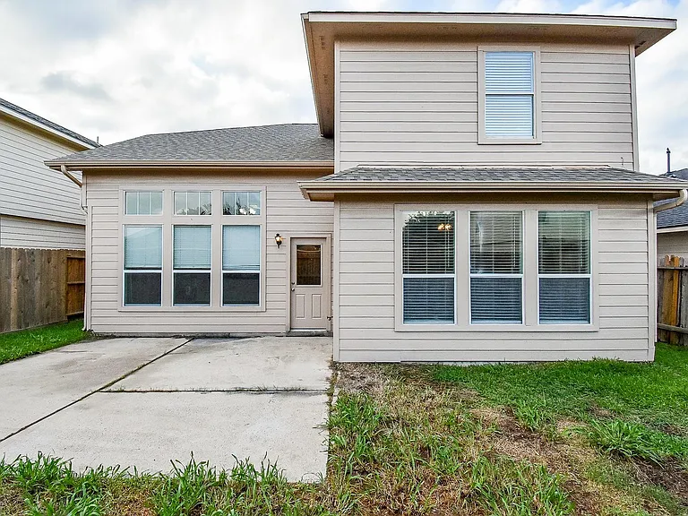 19327 Poppy Grove Ln — Photo 32