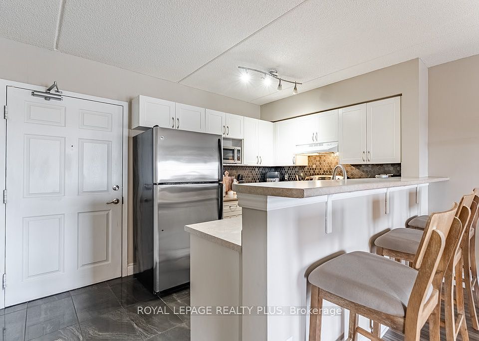 1st image of 1370 Main St E #309