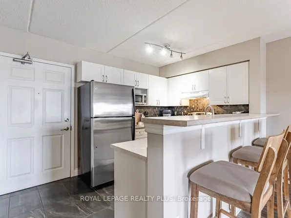 1370 Main St E #309, Milton, ON L9T 7S8