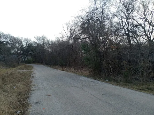 7117 Hop St, Azle, TX 76020