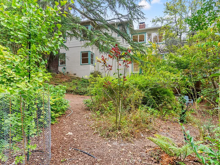 6857 Armour Dr — Photo 35