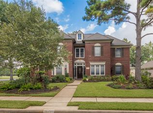 16703 Glenshannon Dr, Houston, TX 77059