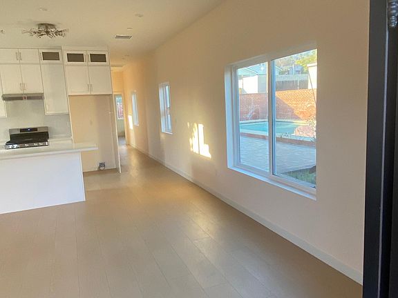 2nd image of 837 E Providencia Ave