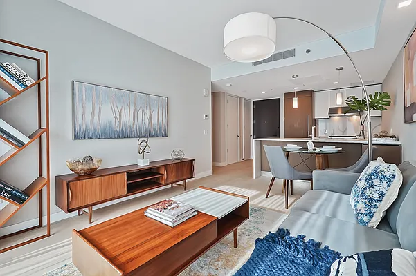 Rented by Chase Global Realty Corp | media 26