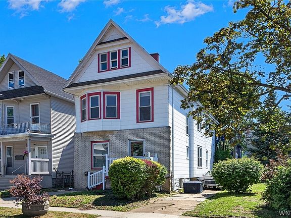 2nd image of 509 Woodlawn Ave