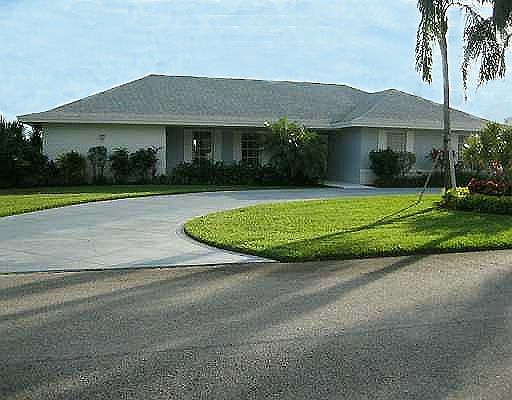 4th image of 30 SE Turtle Creek Dr