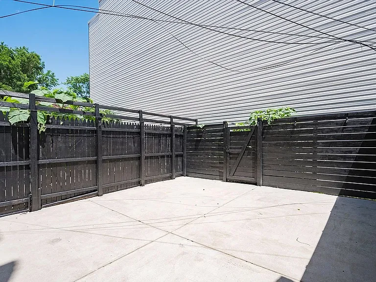 1315 N 19th St — Photo 24