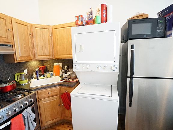 5th image of 364 9th St #A2