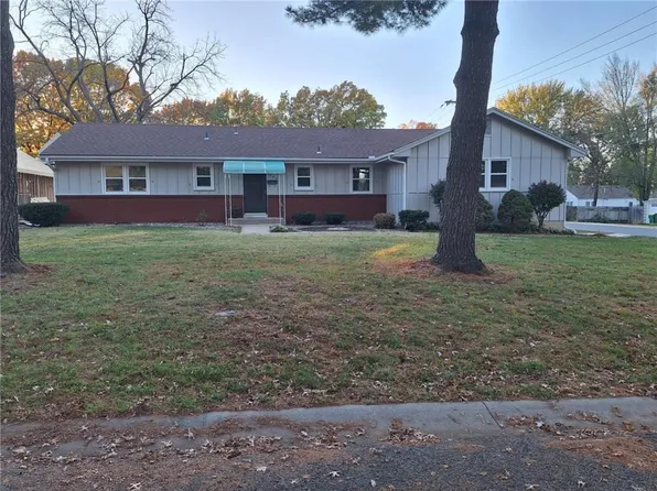 6400 Riley St, Overland Park, KS 66202