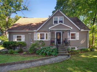 18 Ridgeview Dr, Ossining, NY 10562