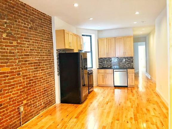 3rd image of 3013 14th St APT 16