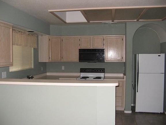 3rd image of 5006 E Siesta Dr Unit 2