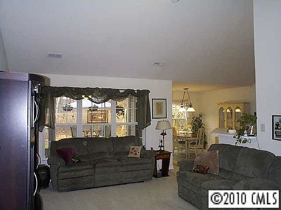 2nd image of 1485 Deer Forest Dr