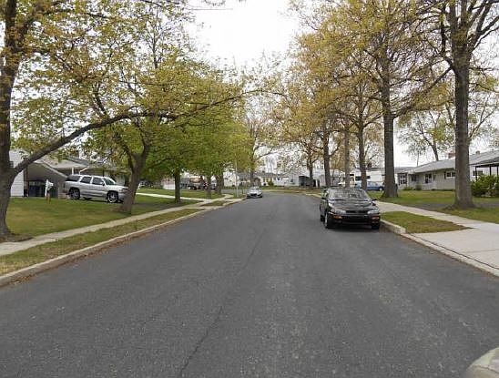2nd image of 83 Blue Ridge Dr
